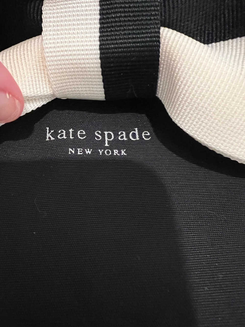 Kate Spade Barrow Street Bow Tote Bag Purse Zipper Top Black Cream - Picture 3 of 16